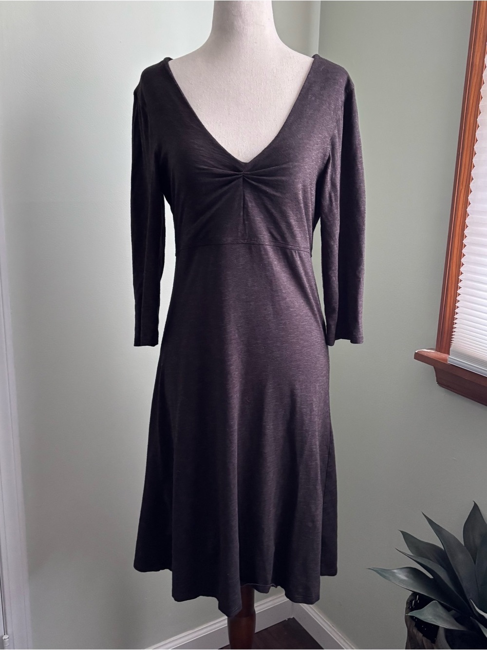 Horny Toad Brown Surplice V-Neck Empire Waist Long Sleeve Midi Dress size M